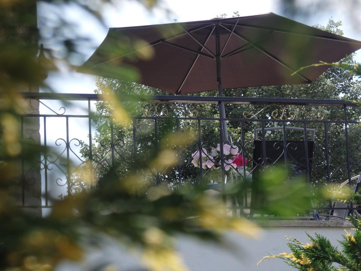 Villa George Áfitos Exterior foto